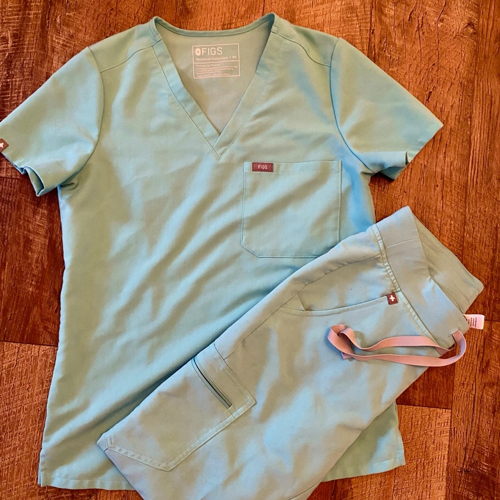Aqua Figs Scrubs Set- XS/XS tall